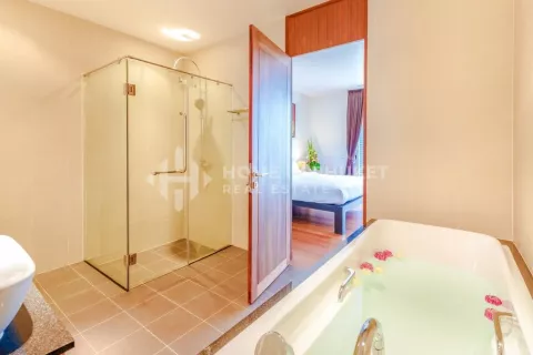 Condo in Phuket, Thailand, 3 bedrooms № 131143 - photo 7