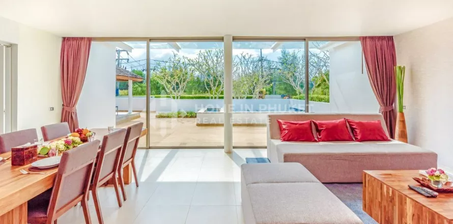 Condo in Phuket, Thailand, 3 bedrooms № 131143