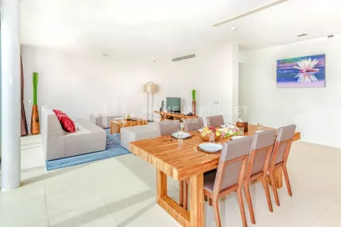 Condo in Phuket, Thailand, 3 bedrooms № 131143 - photo 3