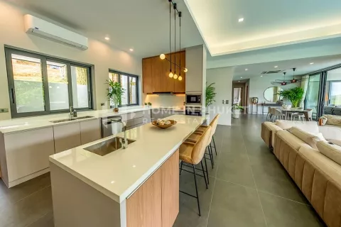 Дом в Пхукете, Таиланд с 4 спальнями  № 131147 - фото 8