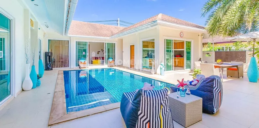 Maison à Chalong, Thaïlande 4 chambres № 131145