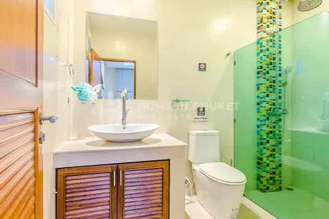 Maison à Chalong, Thaïlande 4 chambres № 131145 - photo 11
