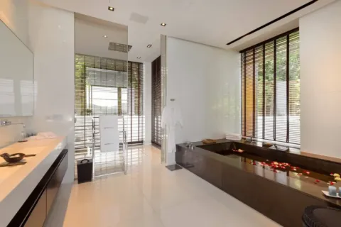 Villa in Phuket, Thailand 6 bedrooms № 107832 - photo 20