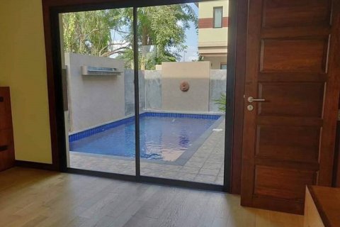 Вилла в Сан-Сая, Таиланд с 4 спальнями  № 86930 - фото 7