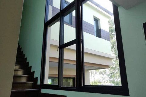 Вилла в Сан-Сая, Таиланд с 4 спальнями  № 86930 - фото 5