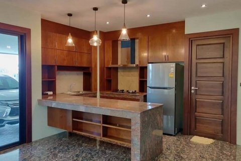 Вилла в Сан-Сая, Таиланд с 4 спальнями  № 86930 - фото 4