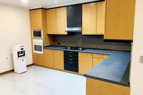 Кондоминиум с 3 спальнями в Бангкоке, Таиланд № 86924 - фото 8