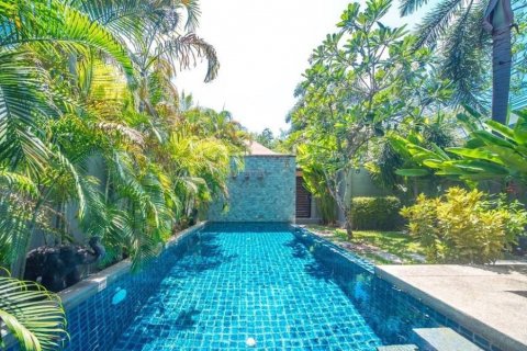 Villa à Rawai, Thaïlande 2 chambres № 85554 - photo 1