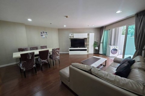 Кондоминиум с 5 спальнями в Хуай Кванге, Бангкок, Таиланд № 132415 - фото 1