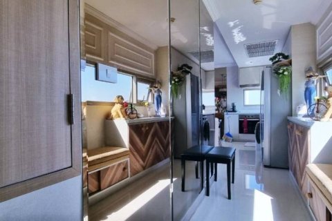 Кондоминиум с 2 спальнями в Банг Ламунге, Таиланд № 115814 - фото 5