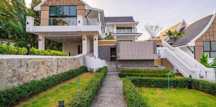 Вилла в Раваи, Таиланд с 4 спальнями  № 119813