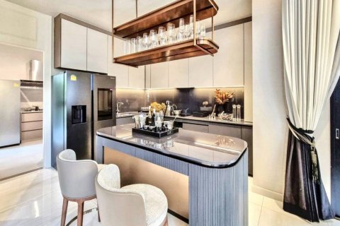 Дом в Сапхансунге, Бангкок, Таиланд с 5 спальнями  № 119818 - фото 5