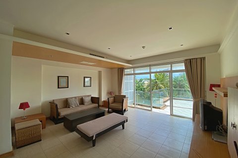 Condo in Hua Hin, Thailand, 2 bedrooms  № 125379 - photo 4