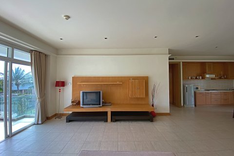 Condo in Hua Hin, Thailand, 2 bedrooms  № 125379 - photo 14