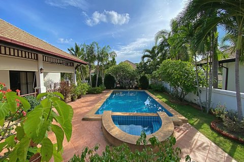 House in Hua Hin, Thailand 3 bedrooms № 125381 - photo 4