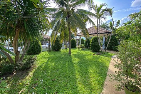 House in Hua Hin, Thailand 3 bedrooms № 125381 - photo 11