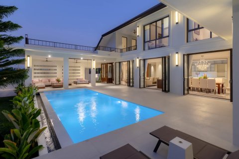 House in Chiang Mai, Thailand 5 bedrooms № 126298 - photo 2