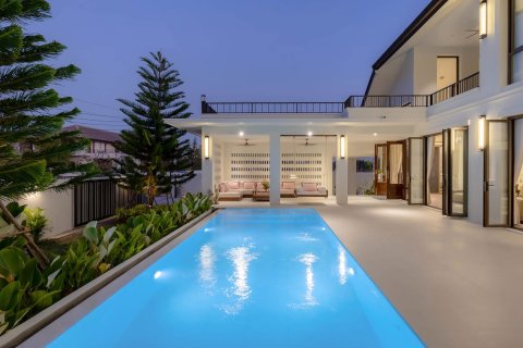 Дом в Чиангмае, Таиланд с 5 спальнями № 126298 - фото 5