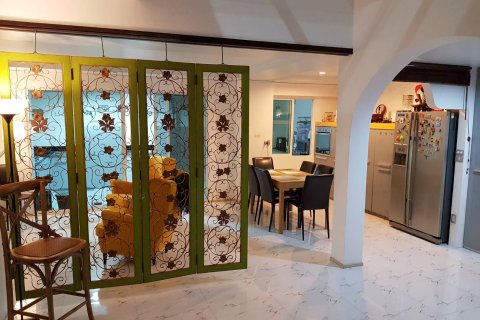 Townhouse à Bangkok, Thaïlande 3 chambres № 144122 - photo 4