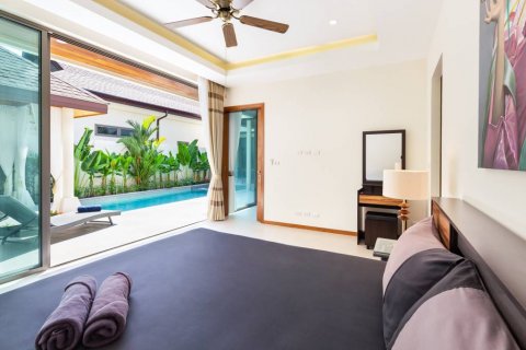 Villa in Rawai, Thailand 4 bedrooms № 120478 - photo 10