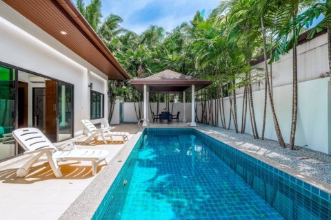 Villa in Rawai, Thailand 2 bedrooms № 120477 - photo 2