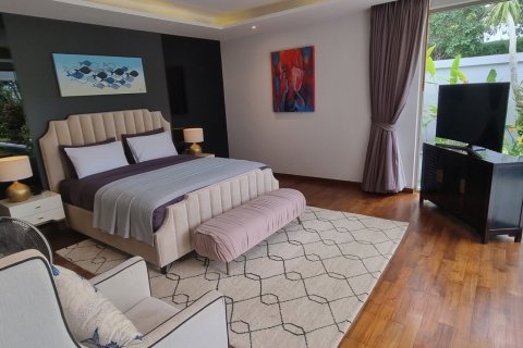 House in Bang Tao, Thailand 3 bedrooms № 84828 - photo 20