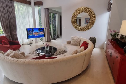 House in Bang Tao, Thailand 3 bedrooms № 84828 - photo 8