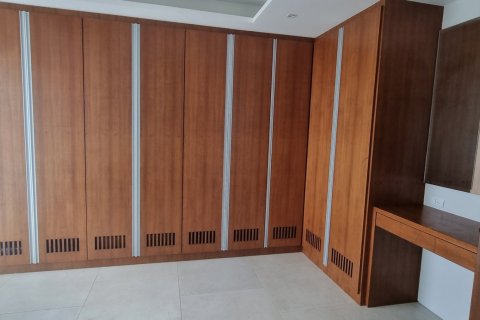 House in Bang Tao, Thailand 3 bedrooms № 84828 - photo 12