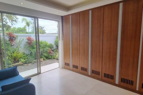 House in Bang Tao, Thailand 3 bedrooms № 84828 - photo 15