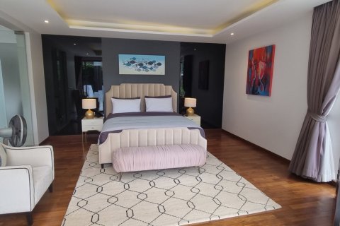 House in Bang Tao, Thailand 3 bedrooms № 84828 - photo 16