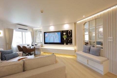 Кондоминиум с 2 спальнями в Бангкоке, Таиланд № 132633 - фото 5