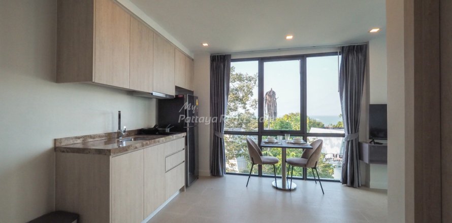 Кондоминиум с 2 спальнями в Саттахипе, Таиланд № 116033