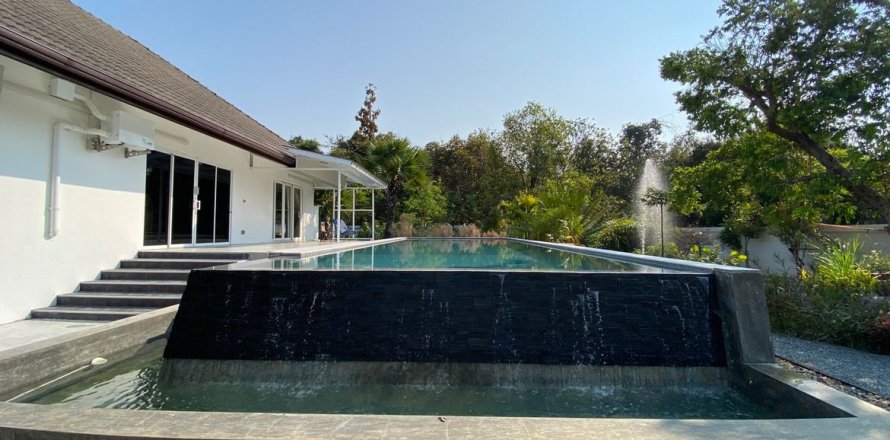 House in Chiang Mai, Thailand 3 bedrooms № 126165