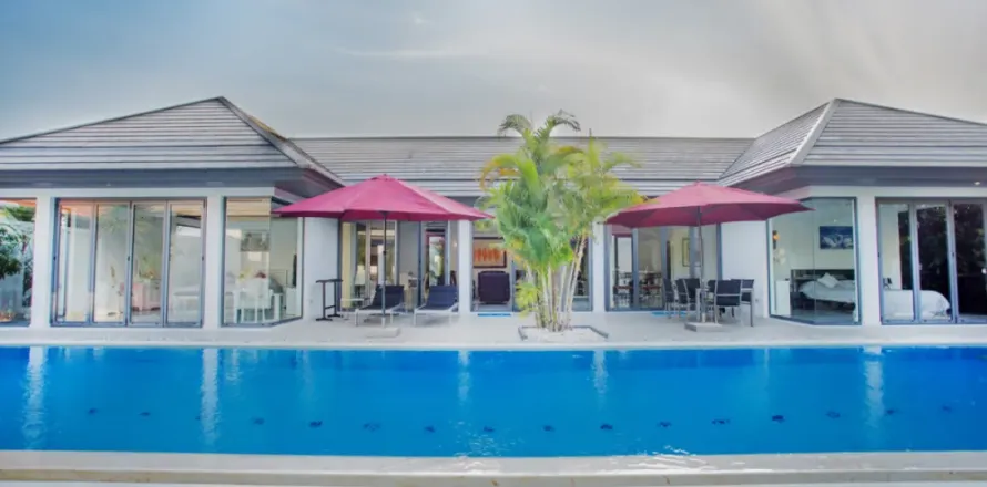 Villa à Phuket, Thaïlande 4 chambres № 28210