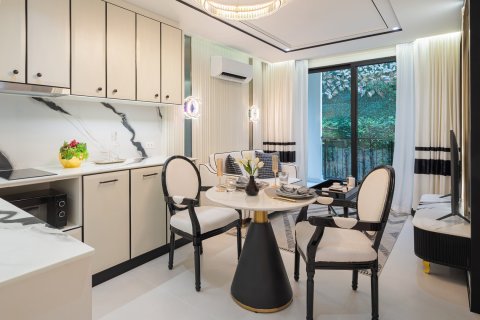 Apartment in The Embassy Lifeon Jomtien Beach, Pattaya, Thailand 3 bedrooms № 119882