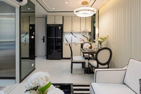 Квартира в The Embassy Lifeна Пляж Джомтьен, Паттайя, Таиланд с 2 комнатами  № 119880