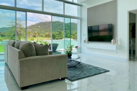 Дом в Хуа Хине, Таиланд с 3 спальнями  № 125390 - фото 1