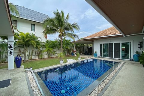 House in Hua Hin, Thailand 3 bedrooms № 125387 - photo 3