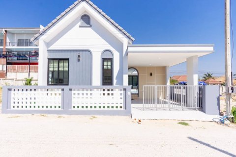 Вилла в Хуа Хине, Таиланд с 3 спальнями  № 94382 - фото 4