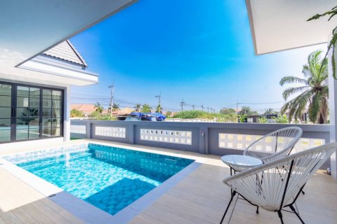 Вилла в Хуа Хине, Таиланд с 3 спальнями  № 94382 - фото 2