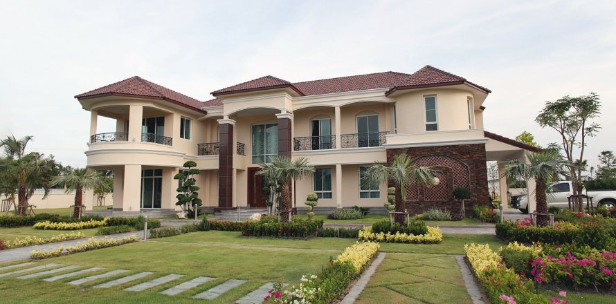 House in Hua Hin, Thailand 7 bedrooms № 125295