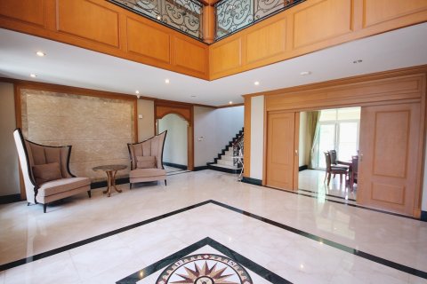 House in Hua Hin, Thailand 7 bedrooms № 125295 - photo 7