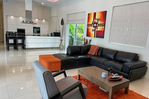 Дом в Хуа Хине, Таиланд с 4 спальнями  № 125297 - фото 12