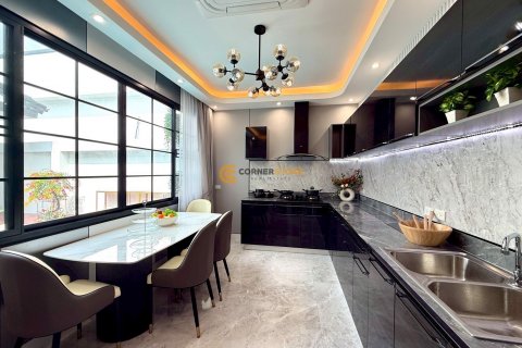 Студия в Паттайя, Таиланд № 124101 - фото 28