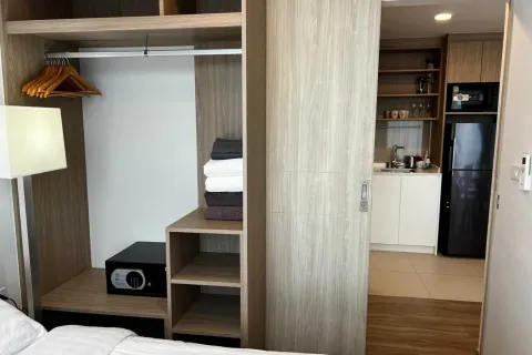 Condo in Bang Tao, Thailand, 2 bedrooms № 132061 - photo 8