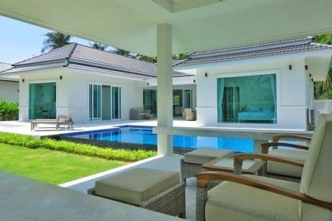 House in Hua Hin, Thailand 3 bedrooms № 125188 - photo 1
