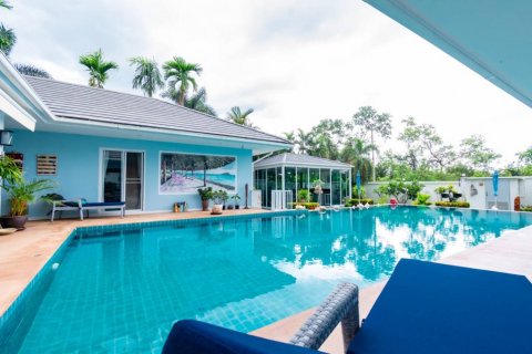 Villa à Hua Hin, Thaïlande 4 chambres № 101924 - photo 3
