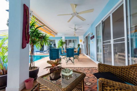 Villa à Hua Hin, Thaïlande 4 chambres № 101924 - photo 9