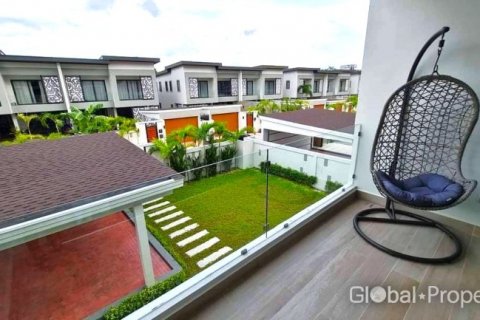 Maison à Pattaya, Thaïlande 4 chambres № 132358 - photo 13