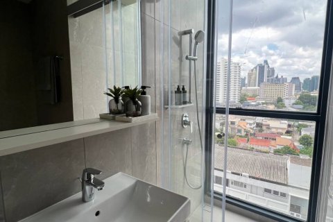 Condo in Bangkok, Thailand, 2 bedrooms  № 100662 - photo 5